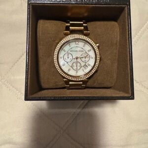 Michael Kors Gold-Tone Watch with Crystal Bezel
Rose gold